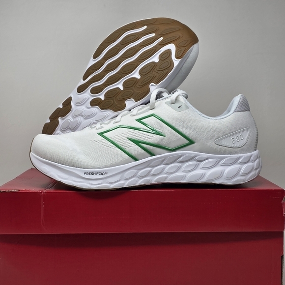 New Balance Fresh Foam 680 v8 Running Shoes White Grey M680CW8 Men Sz 13 4E New main image 9